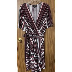 Ladies Plus Lane Bryant Pink Gray Wine Striped VNeck Wrap Dress - Size 18/20